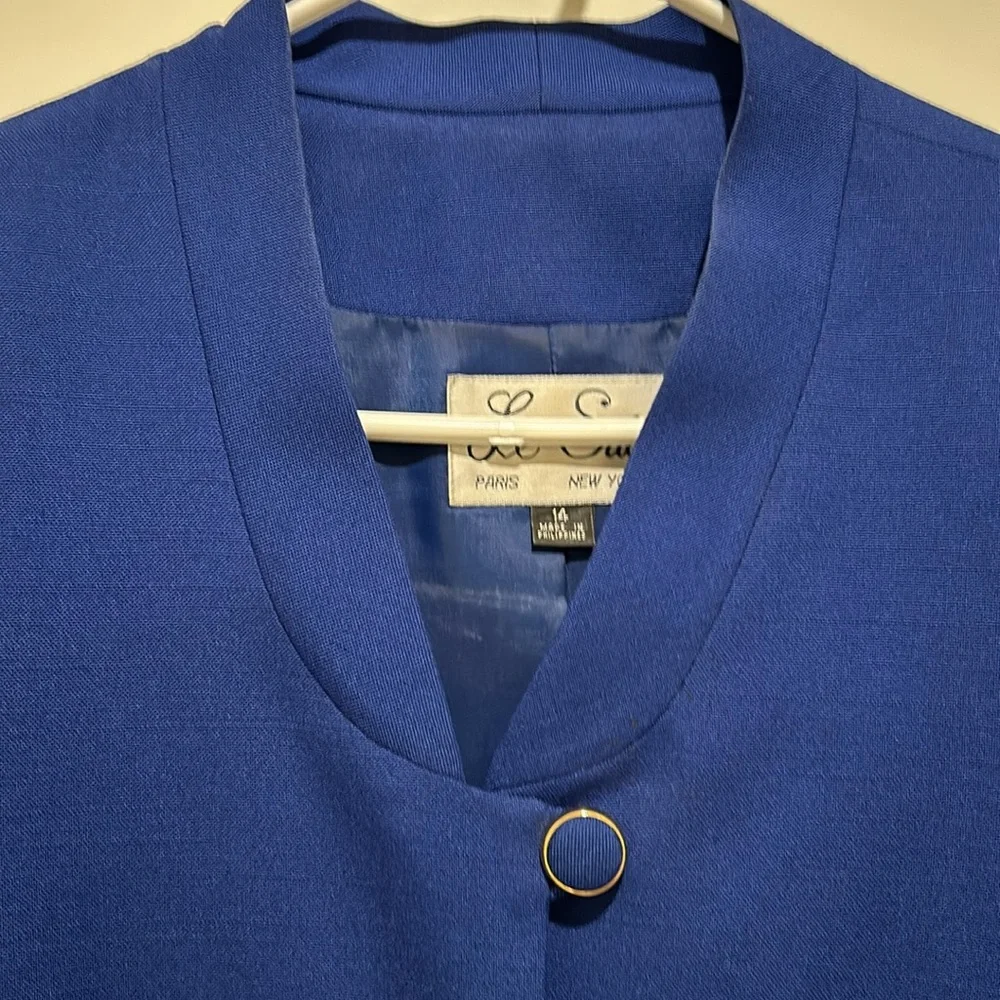 Le Suit, size 14, cobalt blue blazer and matching skirt
